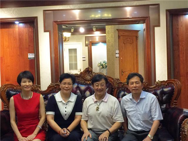 省装协一行参观千年舟原木生活馆——让木性记录你的生活